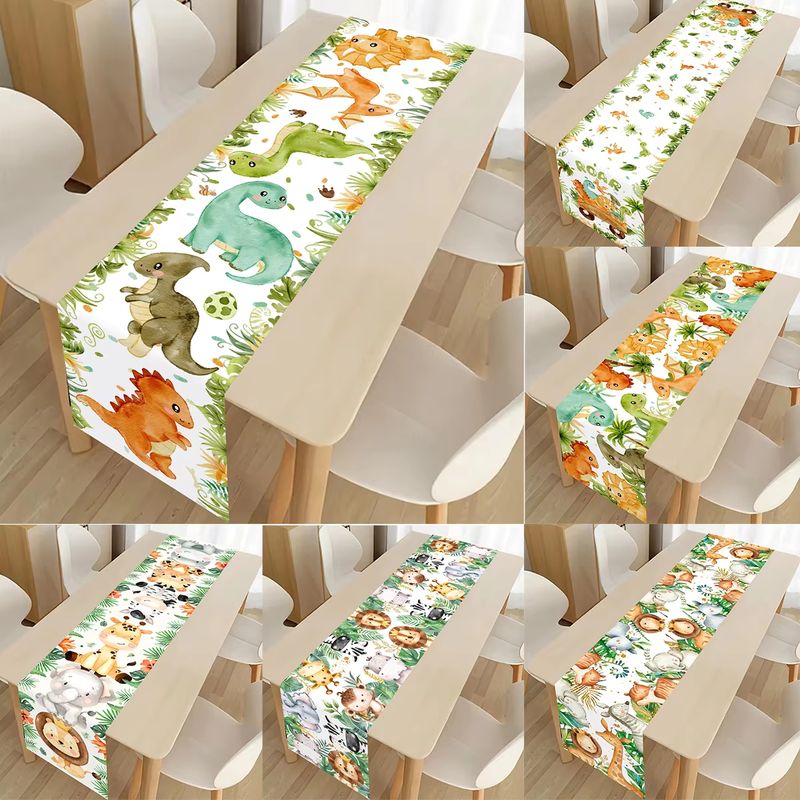 Kids Outdoor Dining Table - VIKAMA Çocuk Masa Örtüsü Dinozor Vahşi